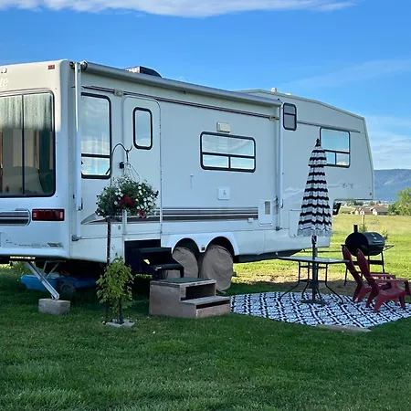 Appartement Mission Mountain Camper à Saint Ignatius Extérieur photo