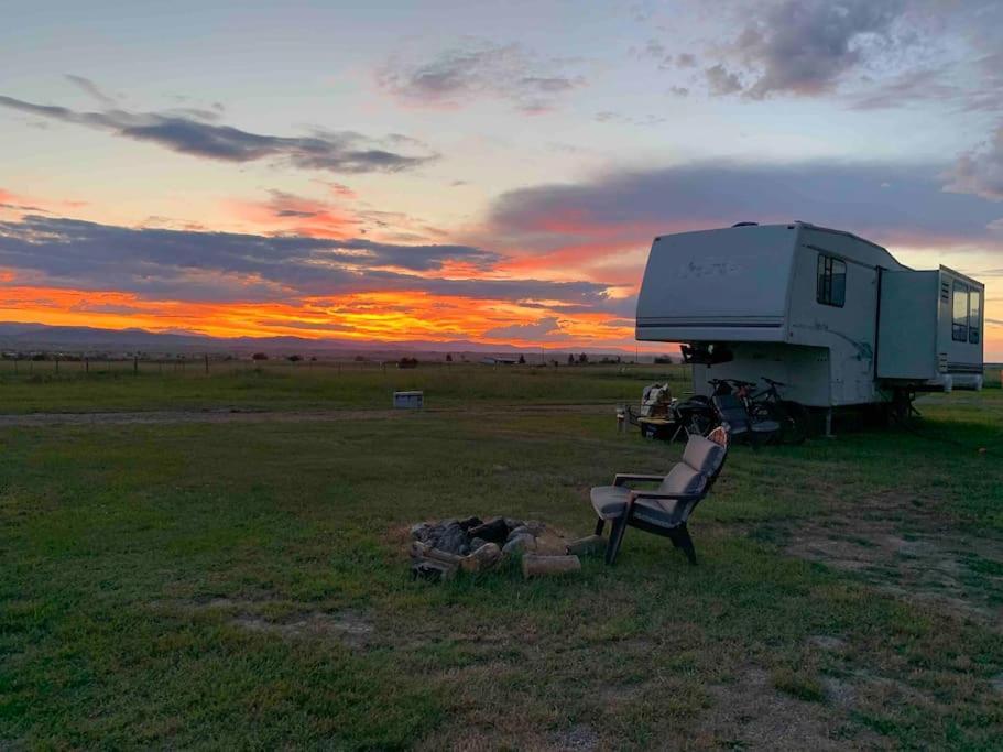 Mission Mountain Camper Appartement